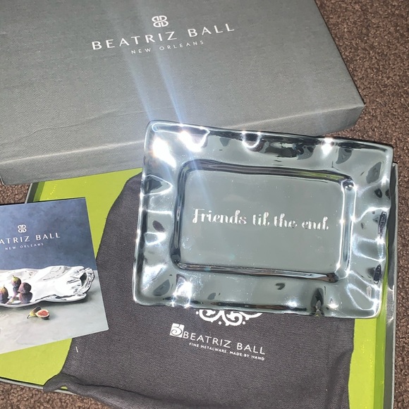 NWT Beatriz Ball engraved with friends till the end. Bag. Brochure and box - Picture 1 of 8